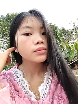 Quieny-x online show from 12/21/25, 03:19