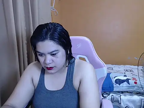 Snapshot of ur_hotsexymaria chatting on 02/09/26, 11:58 ur hotsexymaria online show from 02/09/26, 11:58