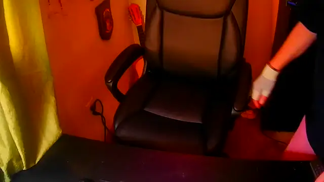 GoodGirlKelly online show from 04/11/26, 09:51