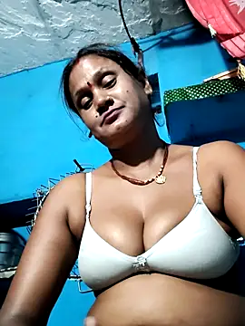 Snapshot of Akanksha_soni chatting on 03/12/26, 09:08 Akanksha soni online show from 03/12/26, 09:08