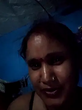 Akanksha soni online show from 04/30/26, 08:16