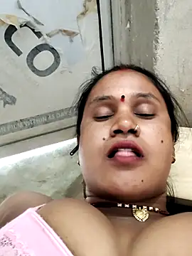 Akanksha soni online show from 02/16/26, 11:42