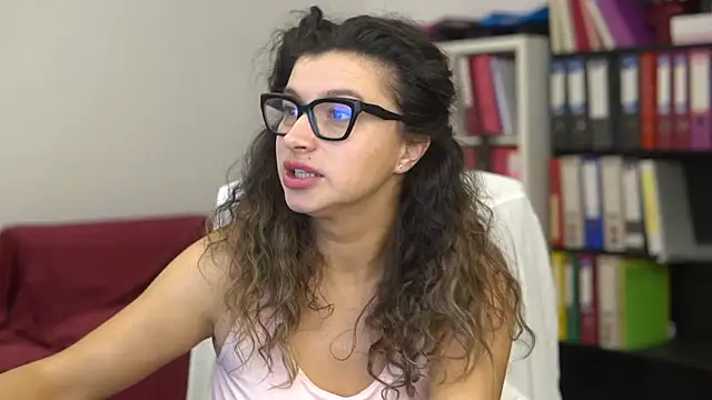 MiraBennet online show from 02/06/26, 07:37