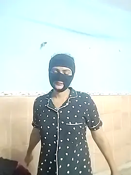 Snapshot of smita_telugu chatting on 12/14/25, 03:17 smita telugu online show from 12/14/25, 03:17