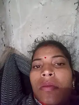 Snapshot of Akanksha_thakur chatting on 12/17/25, 11:54 Akanksha thakur online show from 12/17/25, 11:54