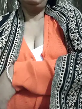 Desi Hasina online show from 12/21/25, 05:58