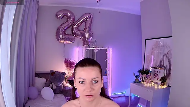 Ann Me online show from 12/14/25, 07:14