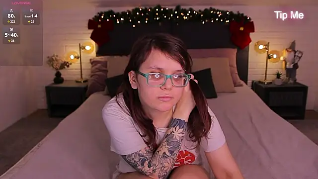 Ariell Mini online show from 01/31/26, 07:12