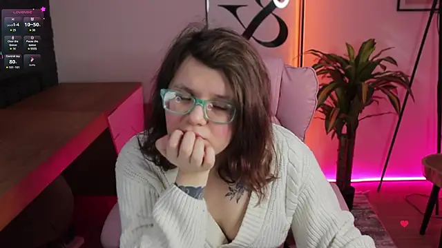 Ariell Mini online show from 04/29/26, 05:33