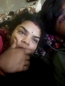 Snapshot of cutee_bhabhi12 chatting on 12/15/25, 09:20 cutee bhabhi12 online show from 12/15/25, 09:20