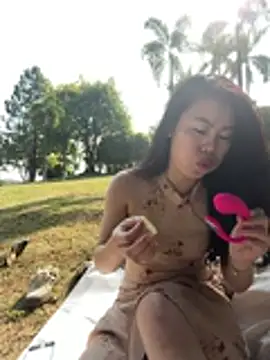 Snapshot of ella-ys chatting on 01/12/26, 05:47 ella-ys online show from 01/12/26, 05:47