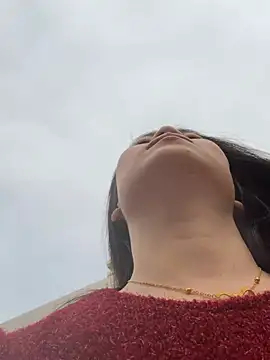 ella-ys online show from 01/17/26, 07:34