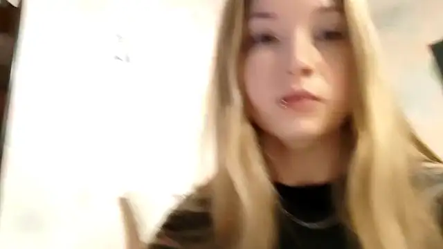 ElvaDeveja online show from 12/19/25, 07:55