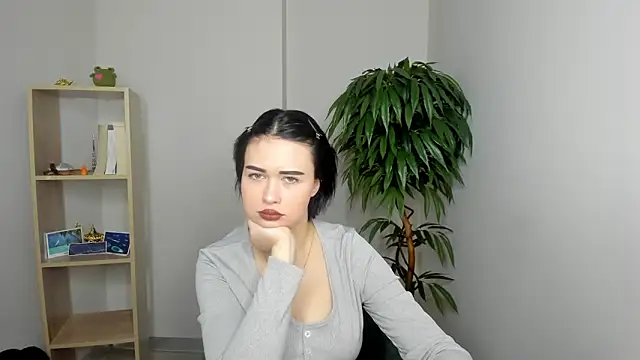 FelishaCasar online show from 12/16/25, 07:45