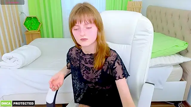 Miss Alisa  online show from 04/17/26, 03:04