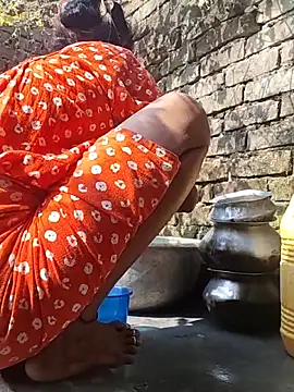 Snapshot of Sweet-rumi chatting on 12/16/25, 06:39 Sweet-rumi online show from 12/16/25, 06:39