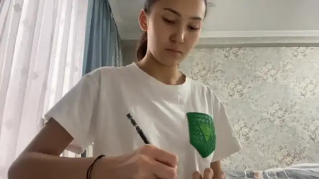 AyaWink online show from 12/17/25, 08:41