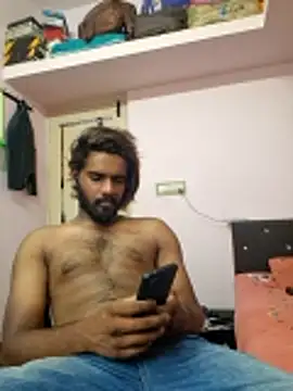 Snapshot of suhxil79 chatting on 05/03/26, 09:47 suhxil79 online show from 05/03/26, 09:47