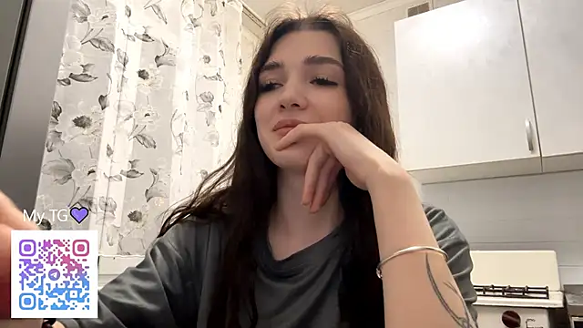 Snapshot of IsabellaWave chatting on 01/05/26, 05:27 IsabellaWave online show from 01/05/26, 05:27