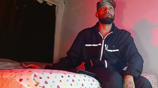 Snapshot of Alex_Flame_ chatting on 04/15/26, 04:29 Alex Flame online show from 04/15/26, 04:29