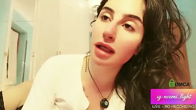 DeaAthena online show from 04/03/26, 07:20