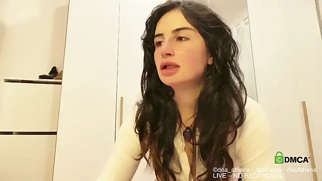 DeaAthena online show from 02/07/26, 06:05