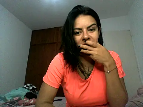 luluclark69 online show from 04/16/26, 02:23