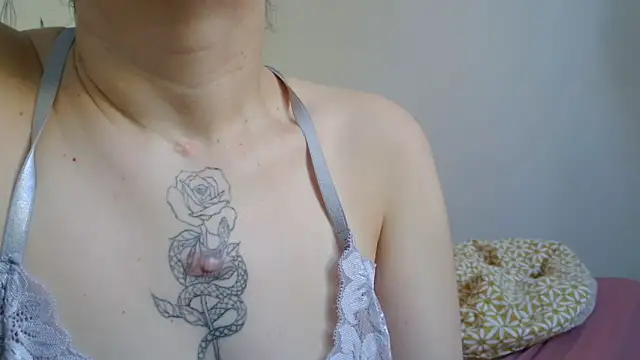 anngelle online show from 04/23/26, 07:04