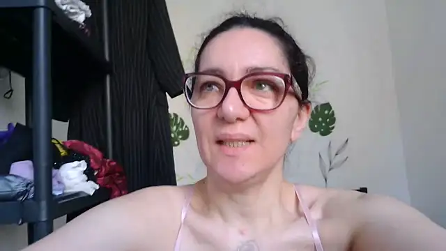 anngelle online show from 04/12/26, 07:11