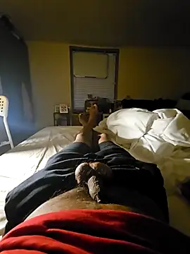 Gnax1 online show from 12/21/25, 04:19