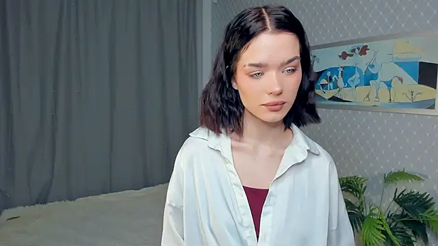 Snapshot of SantosOtis chatting on 12/17/25, 10:09 SantosOtis online show from 12/17/25, 10:09