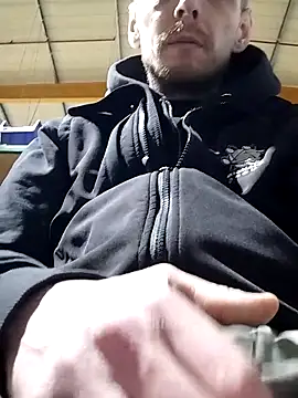 CrookedBunk3527 online show from 02/26/26, 06:57