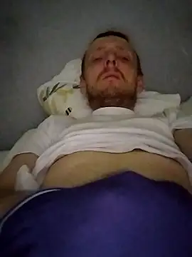 CrookedBunk3527 online show from 01/08/26, 09:43