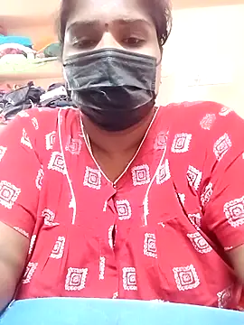 Snapshot of Tamil_Bhuvi69 chatting on 02/26/26, 06:57 Tamil Bhuvi69 online show from 02/26/26, 06:57