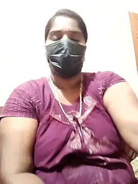 Snapshot of Tamil_Bhuvi69 chatting on 02/18/26, 12:41 Tamil Bhuvi69 online show from 02/18/26, 12:41