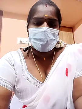 Snapshot of Tamil_Bhuvi69 chatting on 02/05/26, 05:36 Tamil Bhuvi69 online show from 02/05/26, 05:36