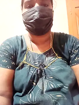 Snapshot of Tamil_Bhuvi69 chatting on 02/15/26, 12:55 Tamil Bhuvi69 online show from 02/15/26, 12:55