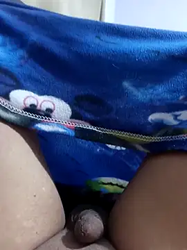 Snapshot of Josericardo27 chatting on 12/16/25, 02:27 Josericardo27 online show from 12/16/25, 02:27