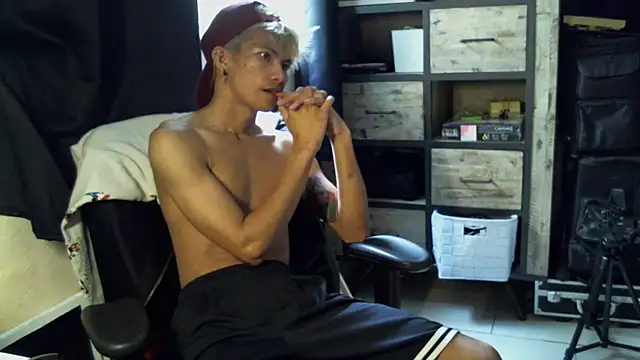 jhaycobXgarcia online show from 03/06/26, 01:33