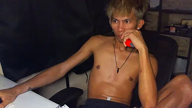 jhaycobXgarcia online show from 03/07/26, 06:53