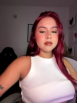 Zarahs Blare1 online show from 12/17/25, 03:22