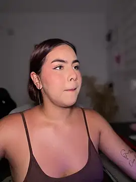 Zarahs Blare1 online show from 05/13/26, 01:45