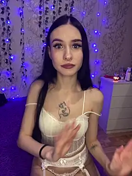 Show Lissa online show from 12/15/25, 05:41