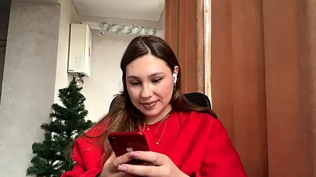 Snapshot of MyFavoritday chatting on 12/15/25, 12:00 MyFavoritday online show from 12/15/25, 12:00