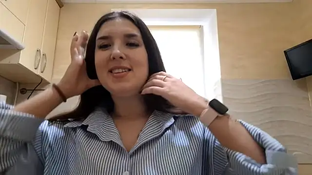 GeorgeannaHalsted online show from 12/15/25, 11:05