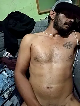 Snapshot of manqbhj chatting on 12/15/25, 09:59 manqbhj online show from 12/15/25, 09:59