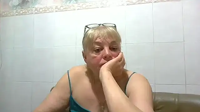 LinaLight88 online show from 04/05/26, 08:04