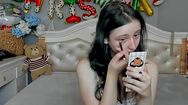 Snapshot of MermeiDia chatting on 12/18/25, 09:36 MermeiDia online show from 12/18/25, 09:36