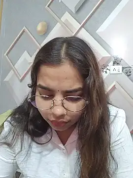 Himani 0122 online show from 07/08/26, 09:43