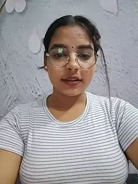 Himani 0122 online show from 06/18/26, 04:44